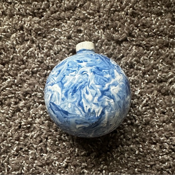 Vintage Duncan Royale “Visions of Sugarplums” Ceramic Ornament (1986) - Picture 3 of 4